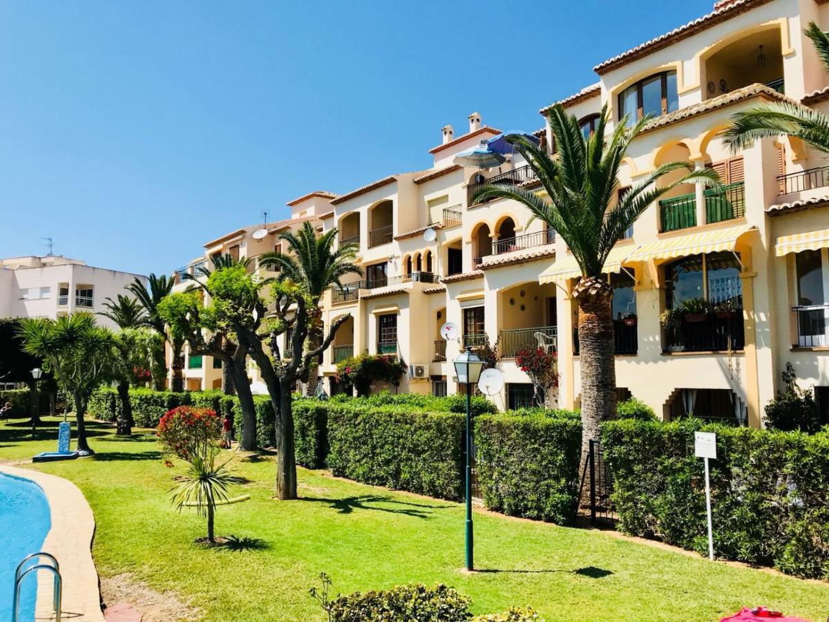 Bungavilla House In La Isla Хавеа Экстерьер фото